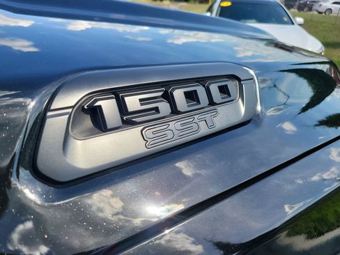 Used 2025 RAM 1500 Big Horn RWD image 7