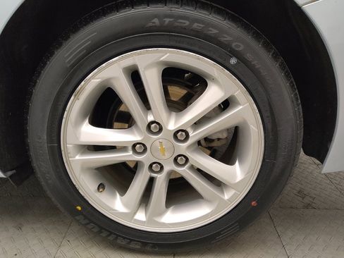 Used 2018 Chevrolet Cruze LT w/ Convenience Package FWD image 31