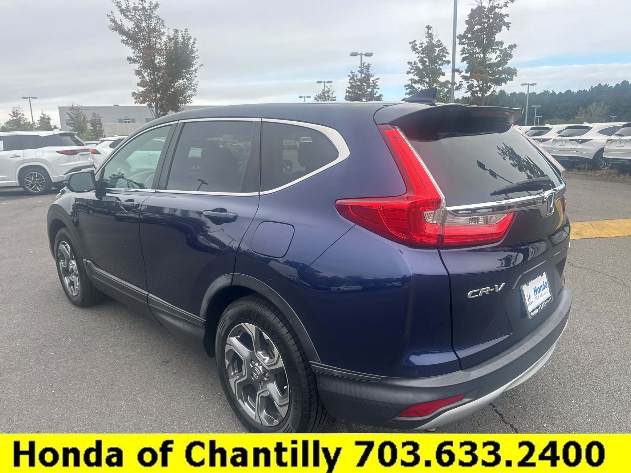 Used 2017 Honda CR-V EX image 5