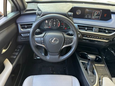 Used 2019 Lexus UX 200 w/ Accessory Package 2 FWD image 29
