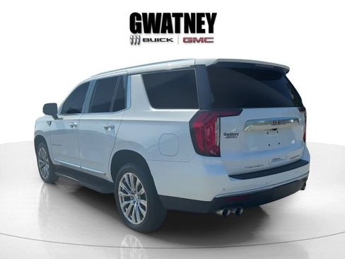 Used 2024 GMC Yukon Denali w/ LPO, Floor Liner Package AWD/4WD image 5