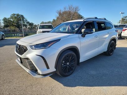 Used 2024 Toyota Highlander XSE