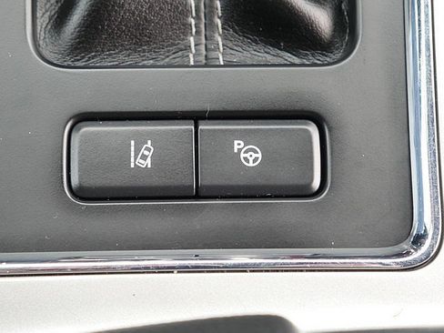 Used 2020 Ford F150 Lariat w/ Equipment Group 502A Luxury image 52