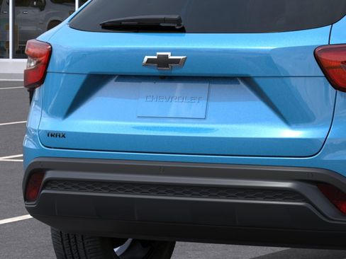 New 2026 Chevrolet Trax LS w/ LS Convenience Package FWD image 57