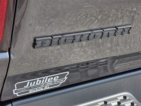 New 2026 RAM 1500 4x4 Crew Cab image 27