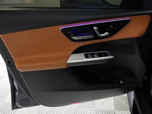 Used 2024 Mercedes-Benz GLC 43 AMG 4MATIC image 16