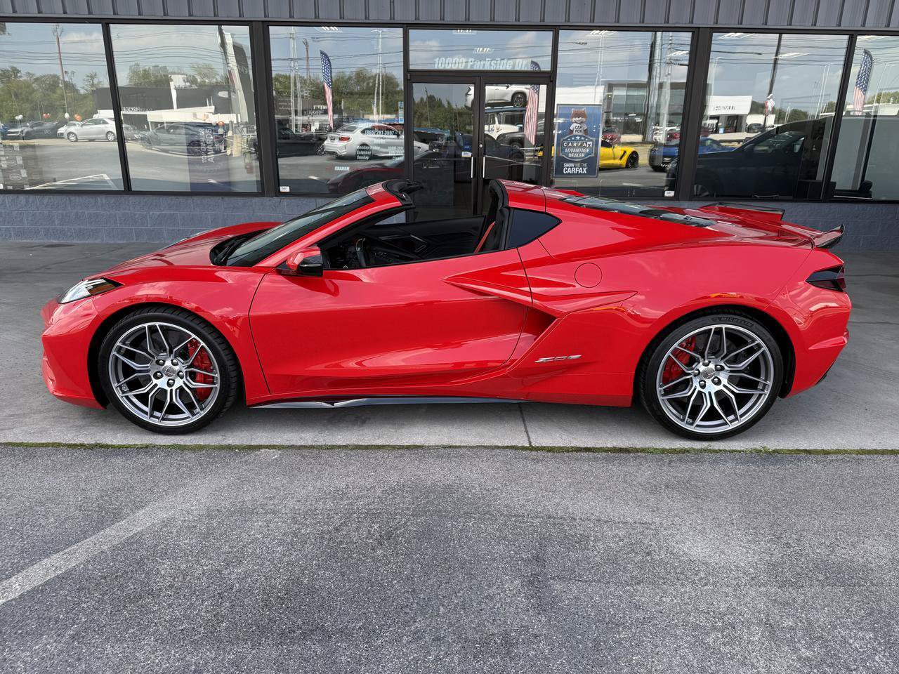 Used 2024 Chevrolet Corvette Z06 Coupe w/ 3LZ w/ Stealth Interior Trim Package RWD image 10