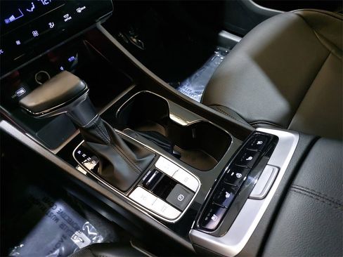 Certified 2024 Hyundai Santa Cruz Limited image 24