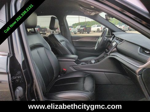Used 2024 Jeep Grand Cherokee Limited w/ Trailer Tow Package AWD/4WD image 20