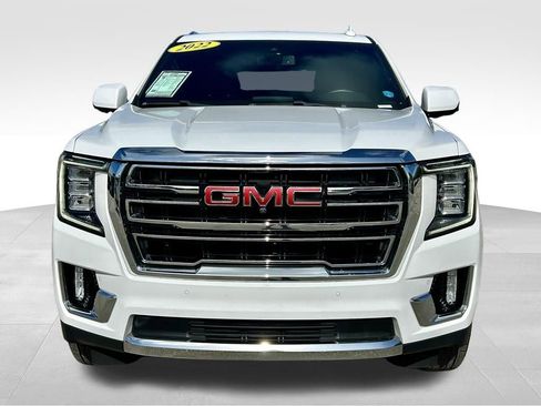 Used 2022 GMC Yukon SLT w/ SLT Luxury Package image 2