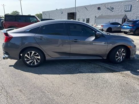 Used 2016 Honda Civic EX image 10