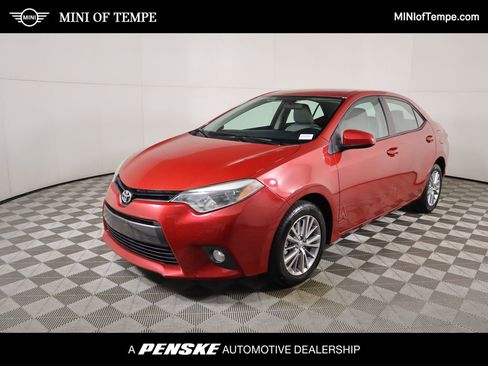 Used 2015 Toyota Corolla LE image 1