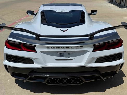 Used 2023 Chevrolet Corvette Z06 w/ Engine Appearance Package RWD image 3