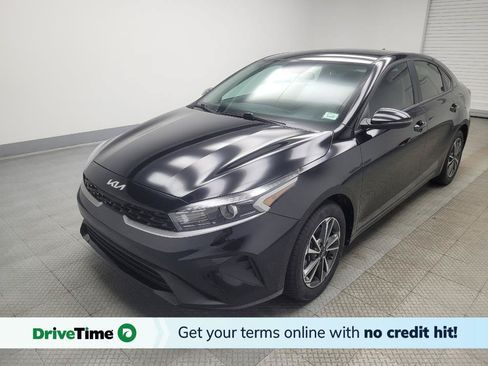 Used 2023 Kia Forte LXS w/ LXS Technology Package FWD image 1