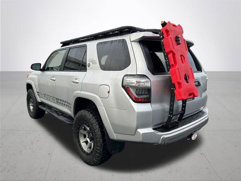 Used 2019 Toyota 4Runner TRD Off-Road image 9