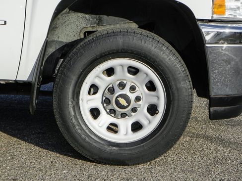 Used 2012 Chevrolet Silverado 3500 W/T image 34