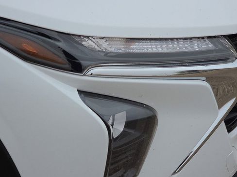 Used 2024 Chevrolet Trax LS image 11