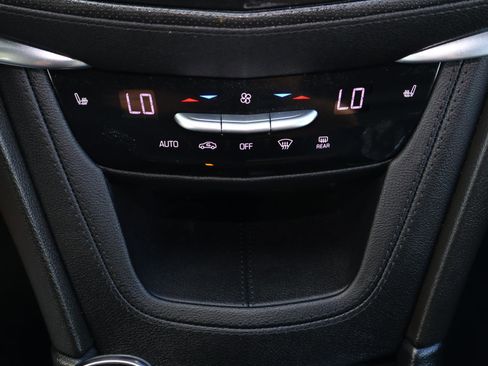 Used 2025 Cadillac XT5 Premium Luxury image 30