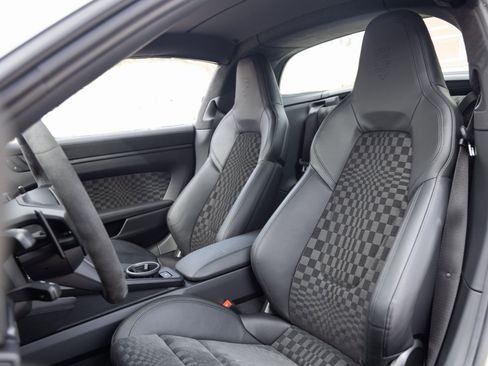 Certified 2026 Porsche 911 Targa 4 GTS image 5