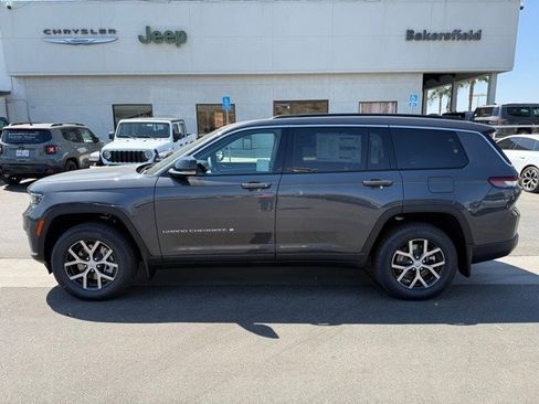 New 2025 Jeep Grand Cherokee L Limited w/ Trailer Tow Package image 3