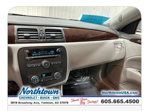 Used 2011 Buick Lucerne CXL FWD image 16