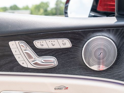 Used 2019 Mercedes-Benz E 300 image 41