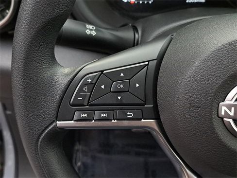 Used 2024 Nissan Kicks SV image 23