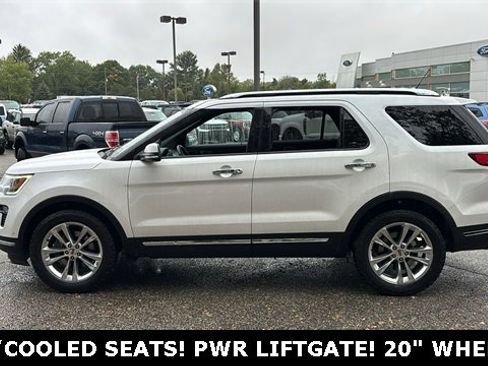 Used 2018 Ford Explorer Limited w/ Equipment Group 301A image 3