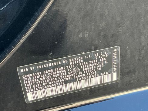 Used 2025 Volkswagen Jetta SE image 30