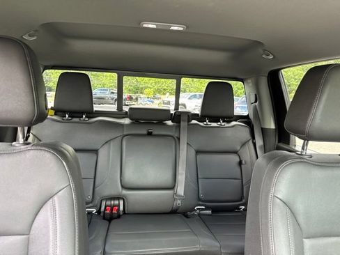 Used 2024 Chevrolet Silverado 2500 LTZ w/ LTZ Convenience Package AWD/4WD image 43