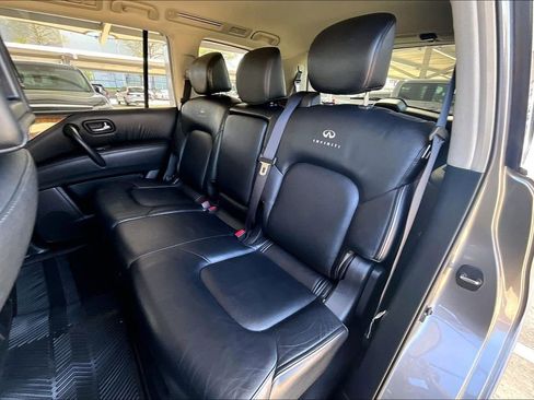 Used 2014 INFINITI QX80 2WD w/ Theater Package image 28