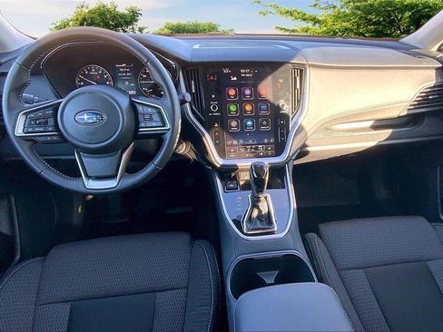 Certified 2025 Subaru Outback Premium image 7