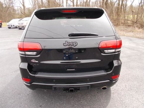 Used 2019 Jeep Grand Cherokee Altitude image 15