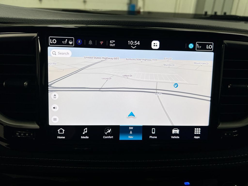 New 2027 Chrysler Pacifica Select w/ Family Tech Group AWD/4WD image 15