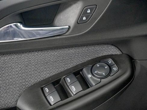 Used 2022 Chevrolet TrailBlazer LT w/ Convenience Package FWD image 15