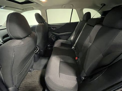 Used 2022 Subaru Outback Premium AWD/4WD image 18