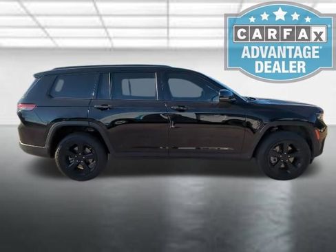 Used 2023 Jeep Grand Cherokee L Altitude image 32