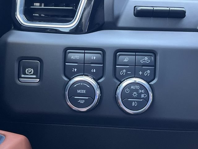 Certified 2025 GMC Sierra 1500 Denali Ultimate AWD/4WD image 36