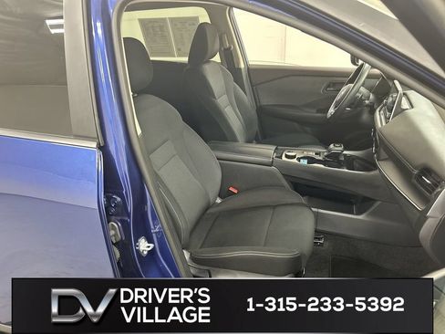 Used 2023 Nissan Rogue S AWD/4WD image 22