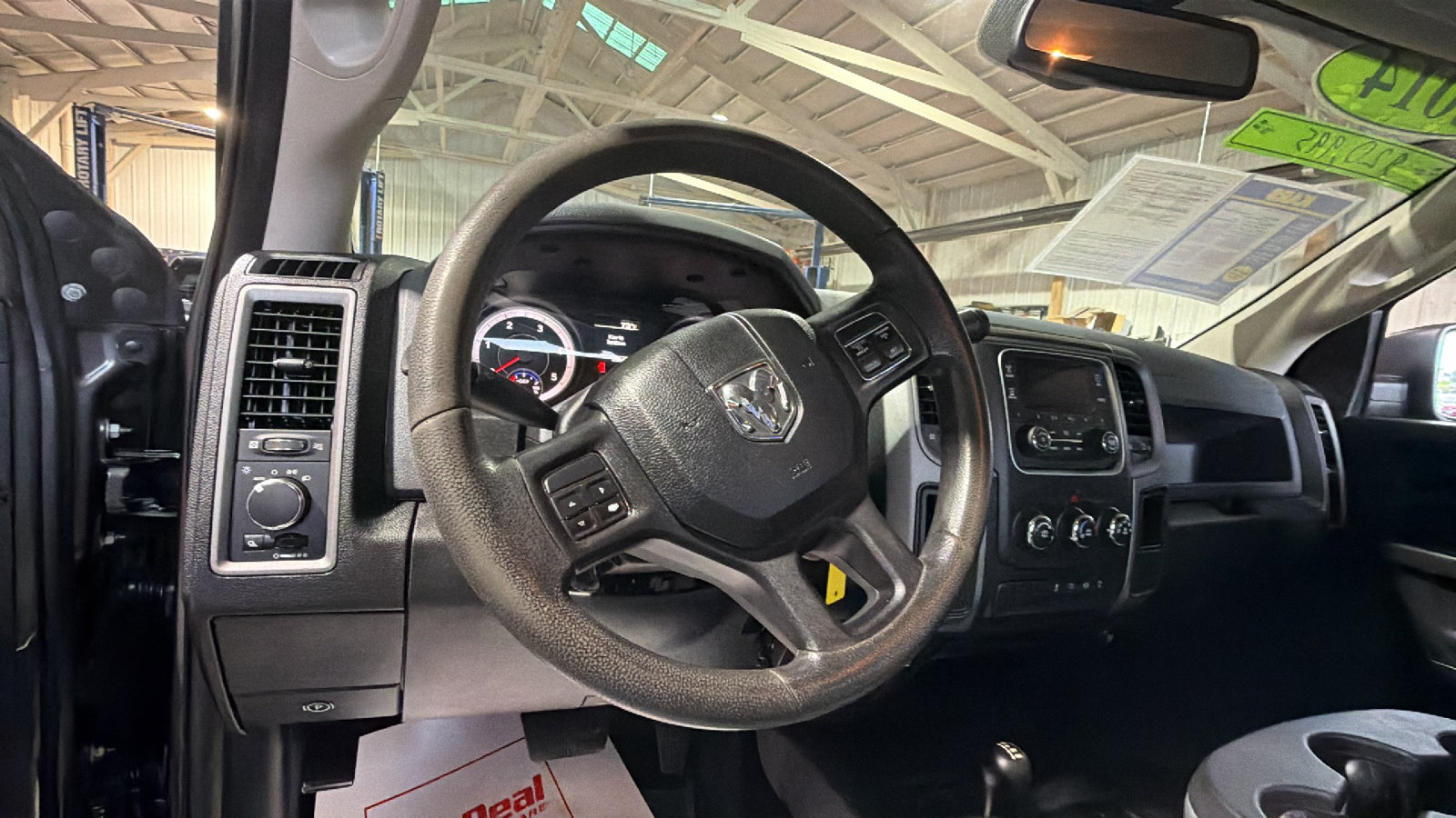Used 2014 RAM 2500 Tradesman w/ Chrome Appearance Group AWD/4WD image 14
