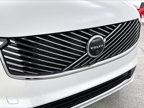 New 2026 Volvo XC90 T8 Ultra w/ Protection Package Premier image 38