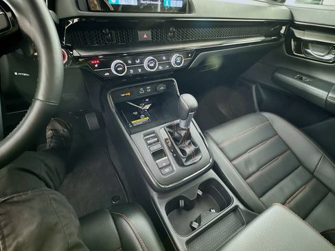 Used 2024 Honda CR-V Sport Touring image 15