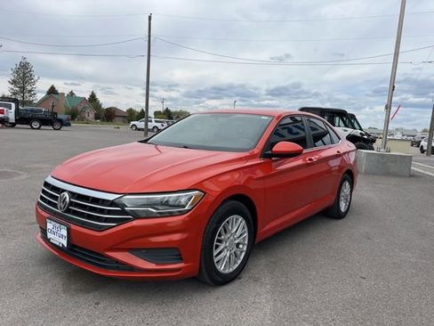 Used 2019 Volkswagen Jetta S w/ Driver Assistance Package FWD image 3