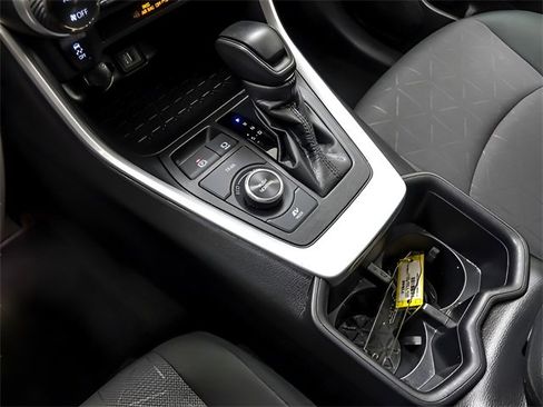 Certified 2024 Toyota RAV4 XLE image 22