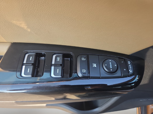 Used 2020 Kia Sportage SX FWD image 17