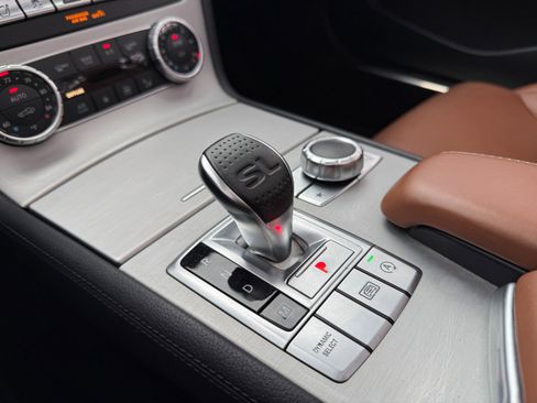 Used 2017 Mercedes-Benz SL 550 image 37