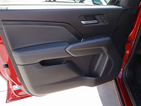 New 2026 GMC Canyon Elevation image 10