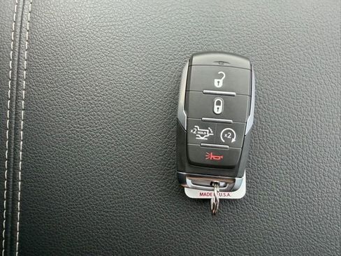New 2026 RAM 1500 Big Horn AWD/4WD image 24
