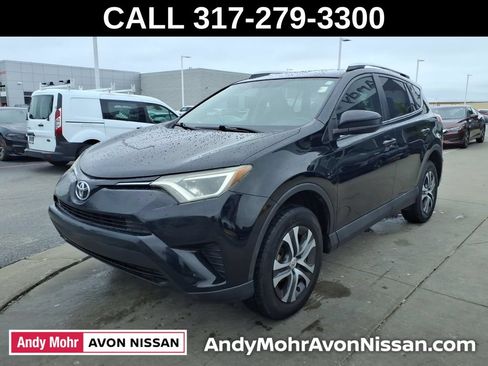 Used 2016 Toyota RAV4 LE FWD image 4