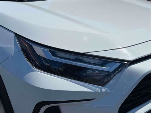 Certified 2024 Toyota RAV4 LE AWD/4WD image 10
